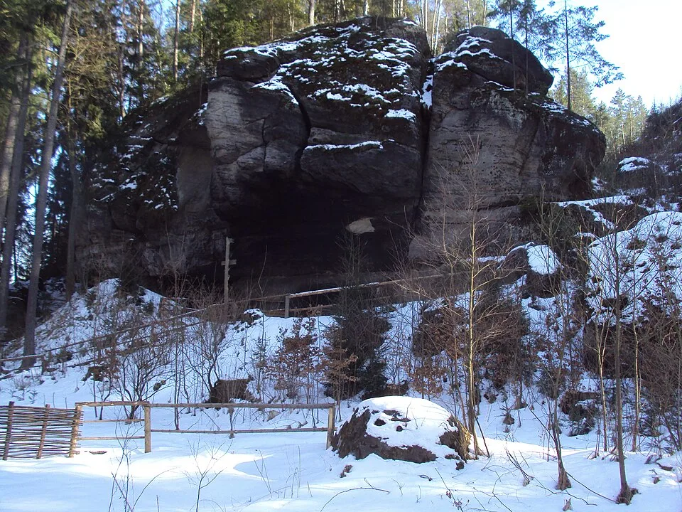 Výrov
