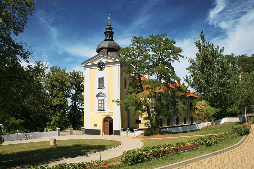 Zámek Ctěnice