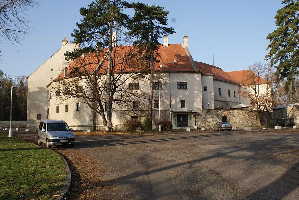 Pezinský zámok