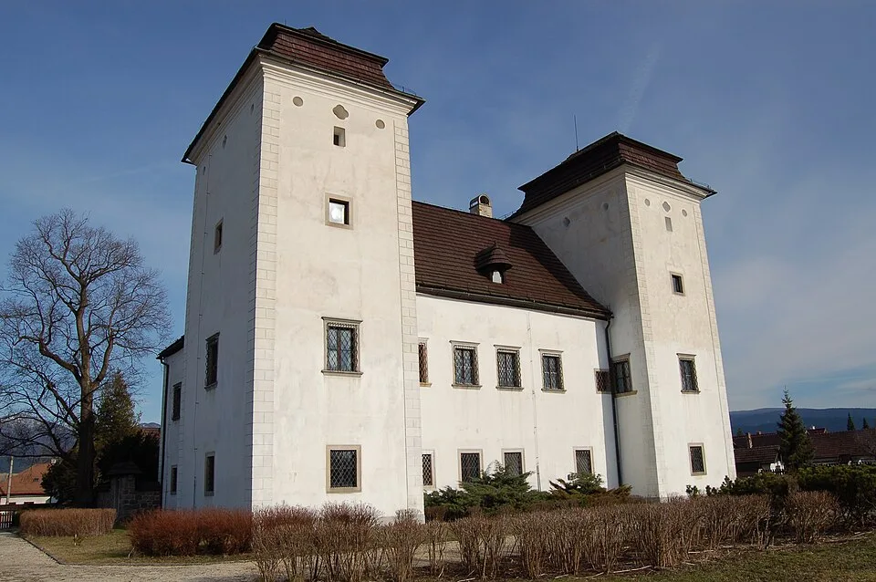 Manor in Diviaky
