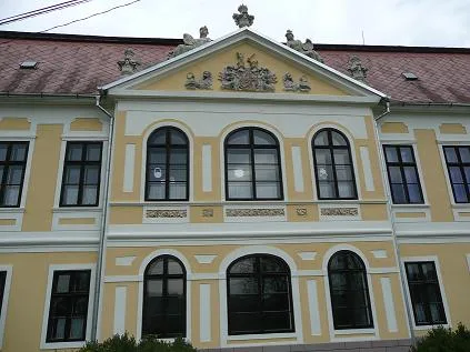 Manor in Plášťovce