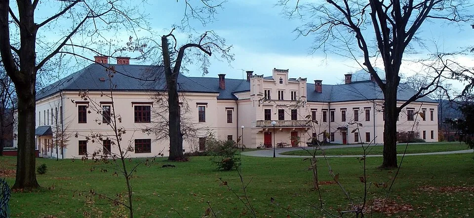 Dolní Životice Castle