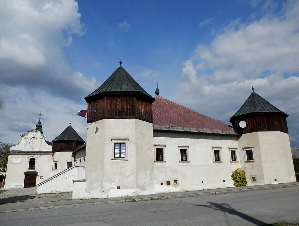 Darholcovský kaštel