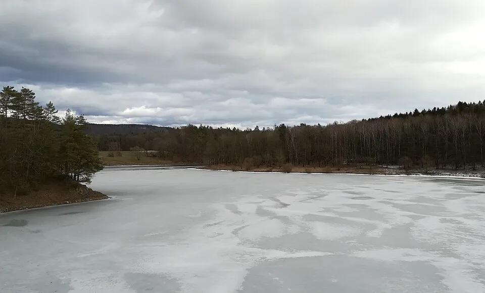 Pařížov Reservoir