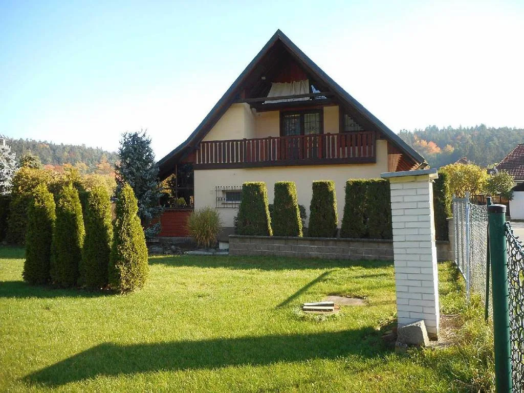 Apartmány pod Hradem — APARTMÁN v obci Holštejn
