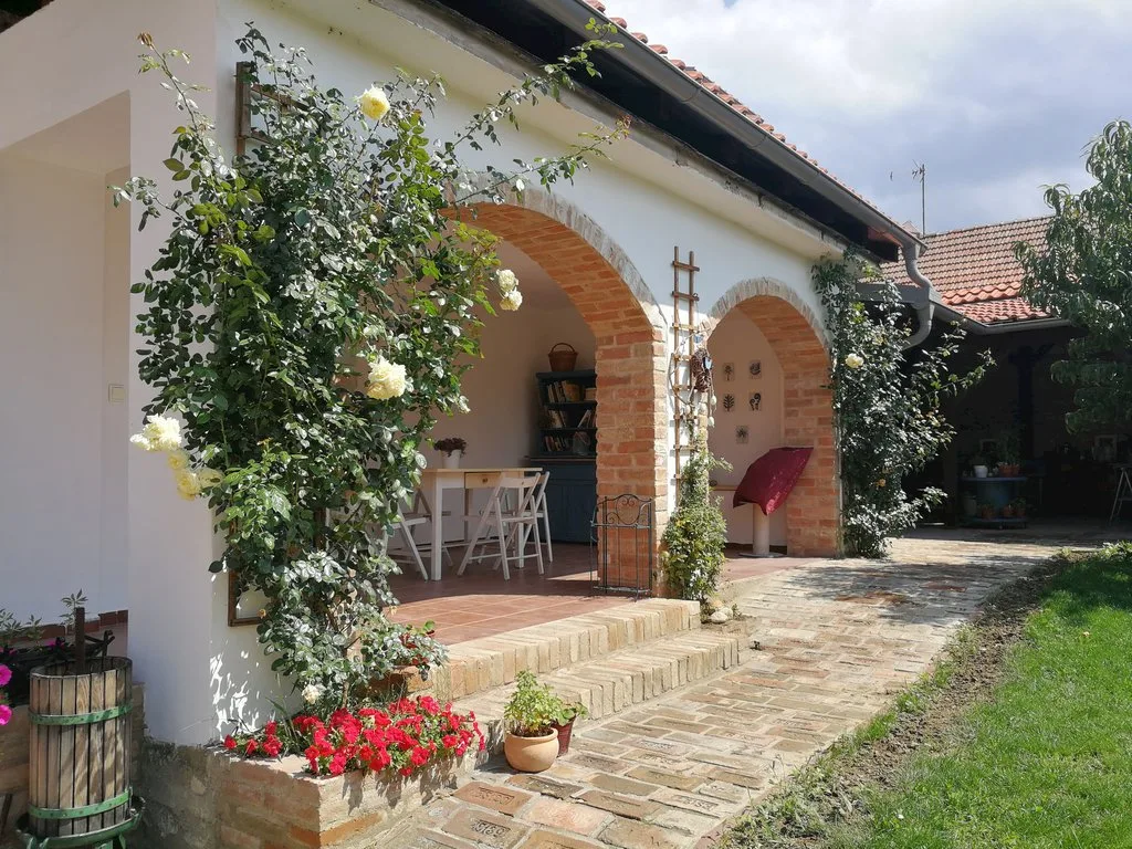 Apartmány Bona Terra — APARTMENT in Horní Věstonice