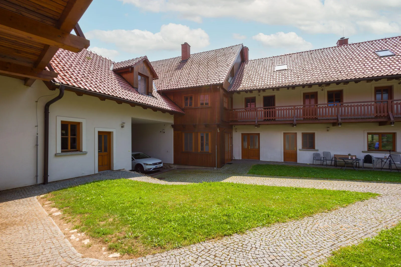 Chlumecký dvůr — foto 2