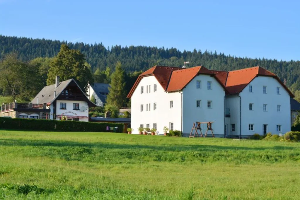 Penzion Dombovari — GUESTHOUSE in Slupečná