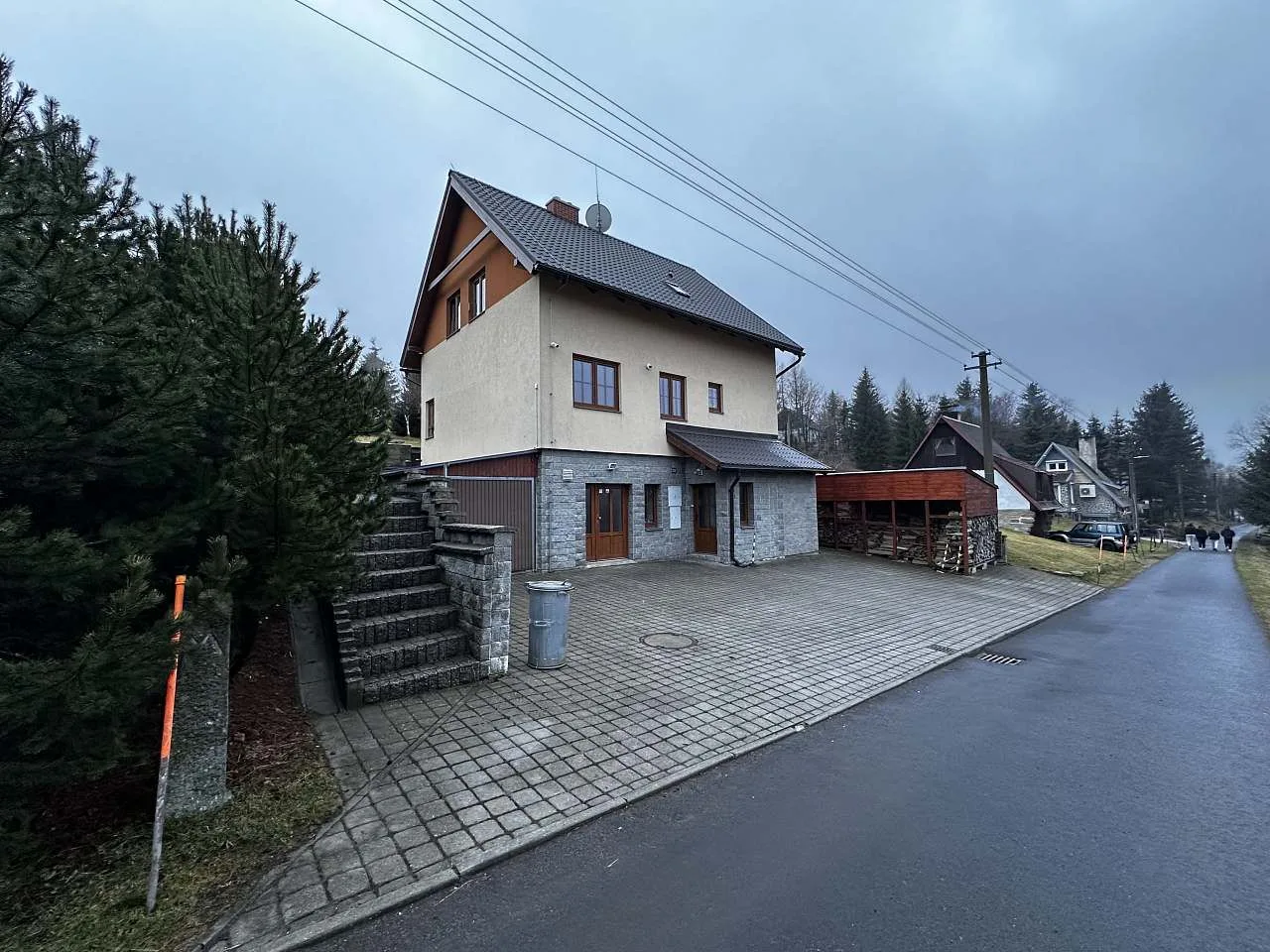 Chata u Cestáře — CABAÑA en Loučná pod Klínovcem