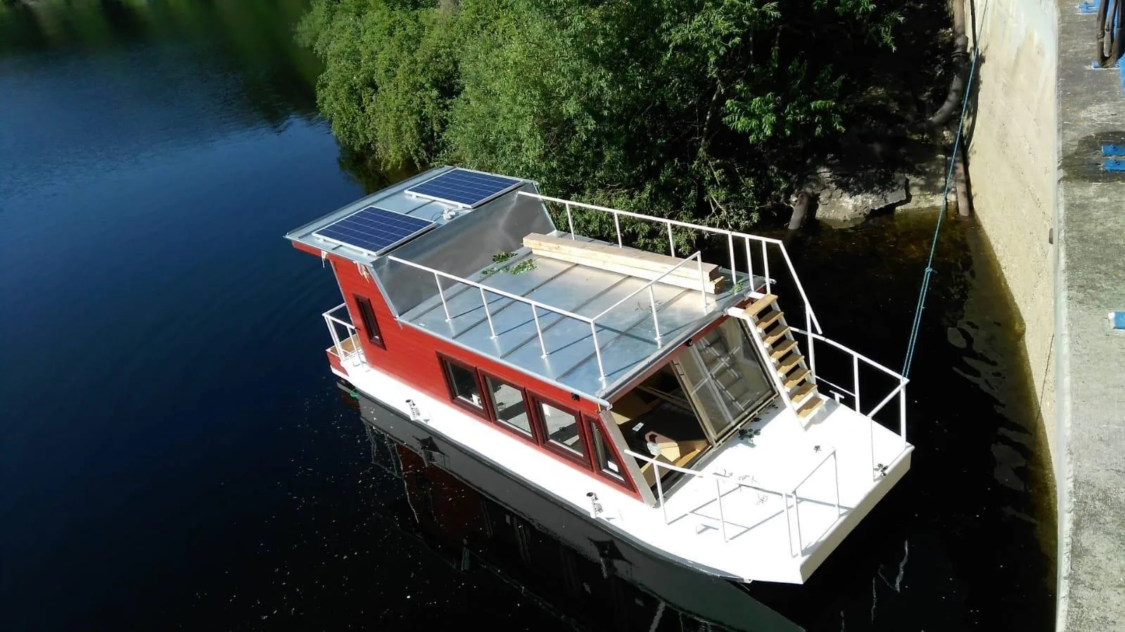 Lodě na řece — zdjęcie 2