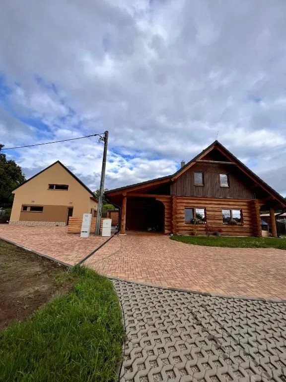 Apartmánový dům U srubu — APARTAMENTO en Moravany