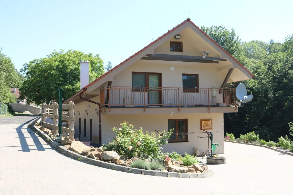 Chalupa U Držkovcov — CASA DI CAMPAGNA a Brezová pod Bradlom