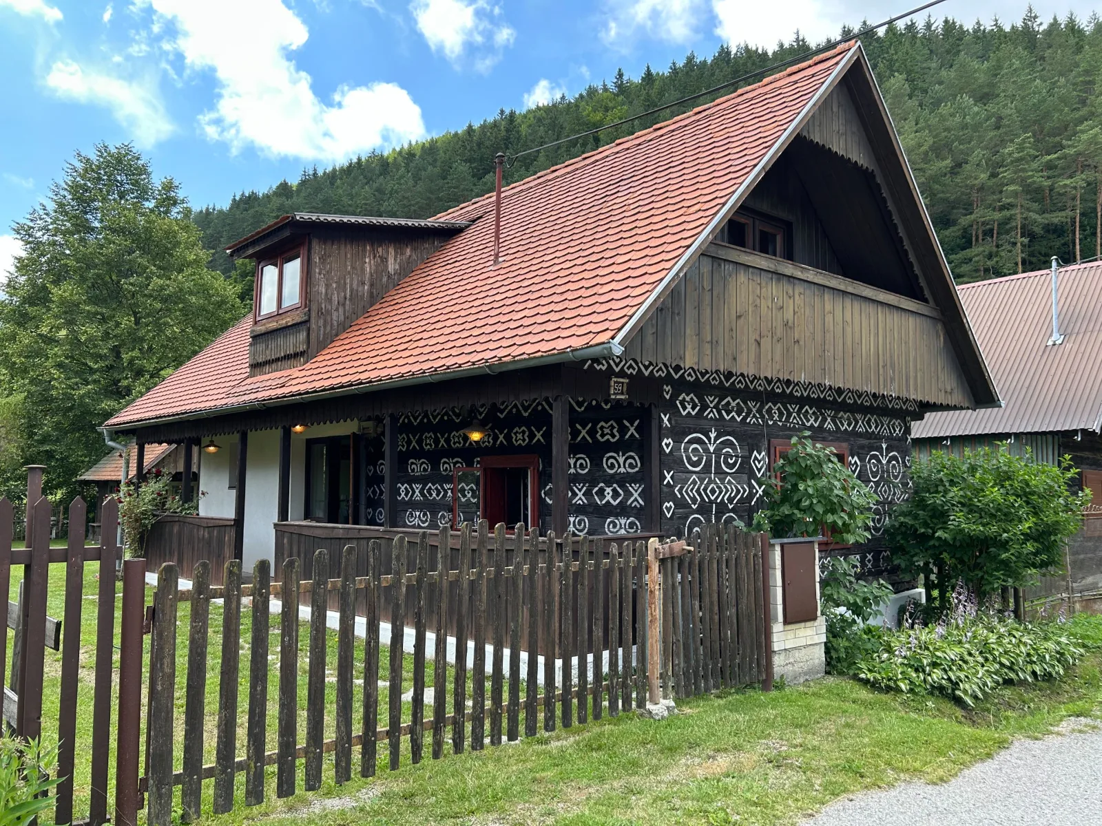 Čičmanská drevenica