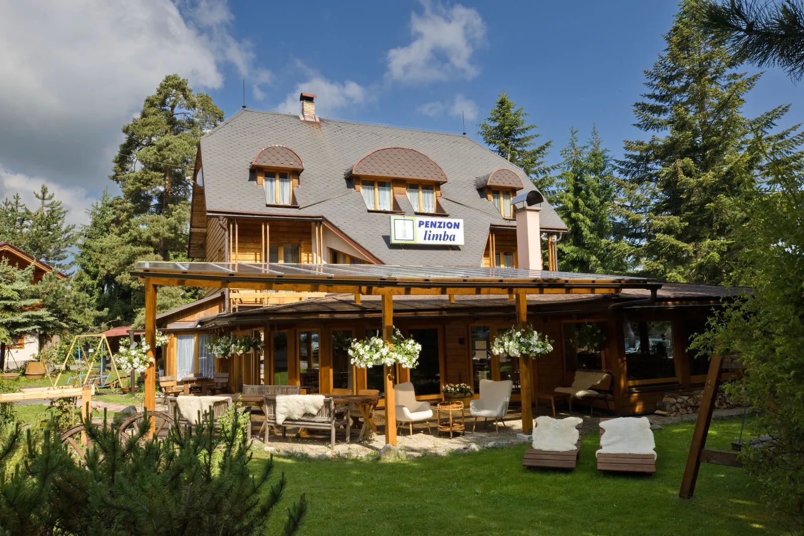 Penzión a apartmány Limba