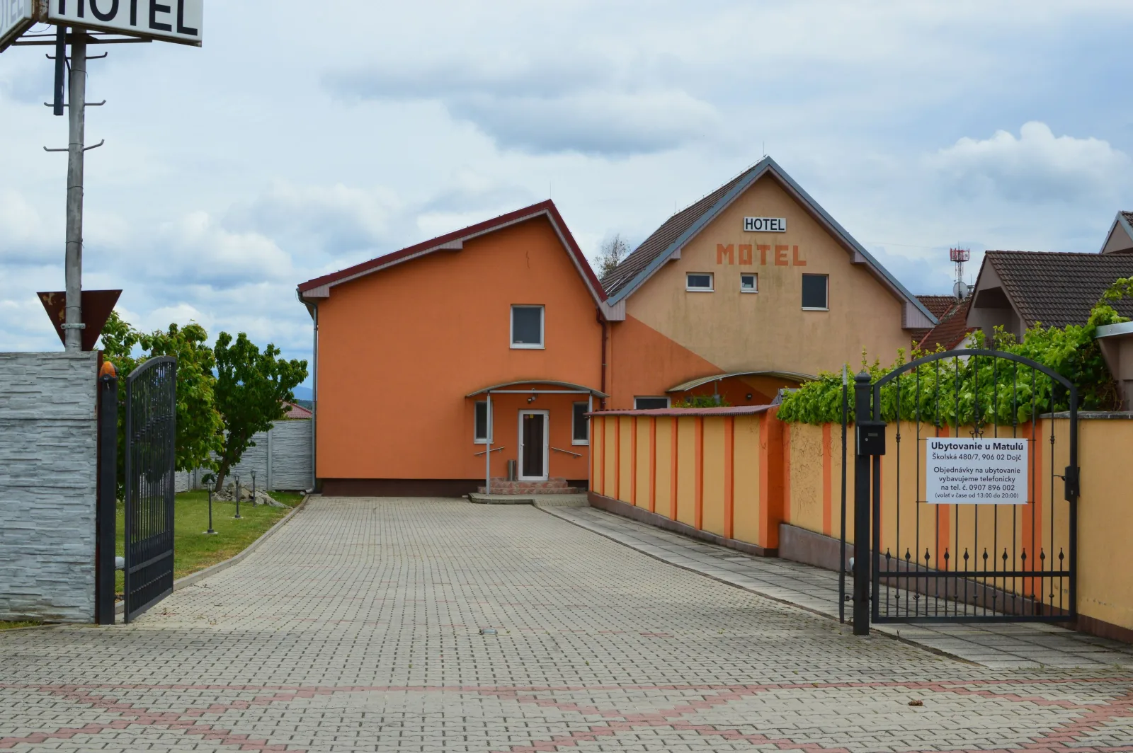 Ubytovanie u Matulú — CABAÑA en Dojč