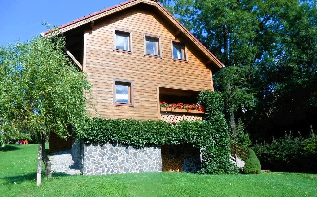 Chata Svišťovka — CHALET a Dúbrava