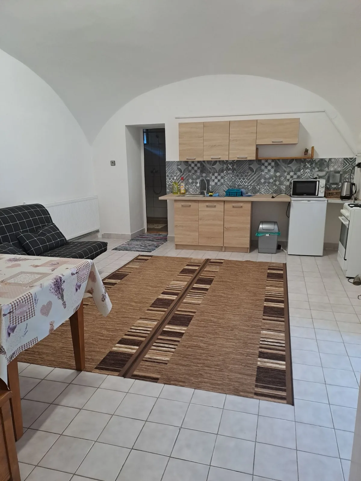 Ubytovanie Alena — APARTAMENTO en Hliník nad Hronom