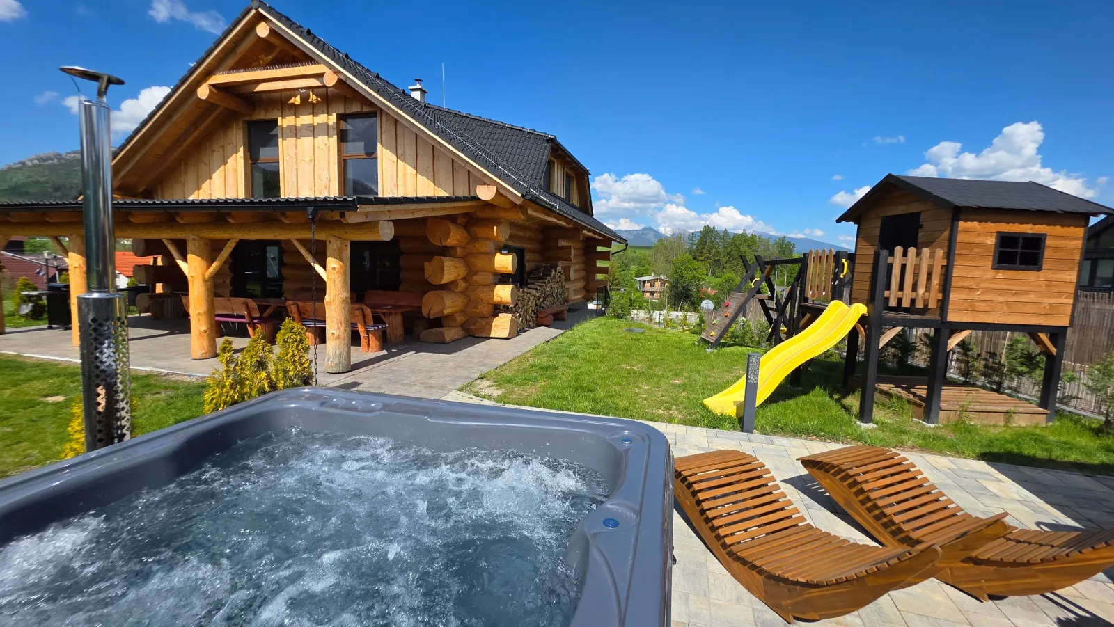 Zrub Poľana — CASA IN LEGNO a Ižipovce