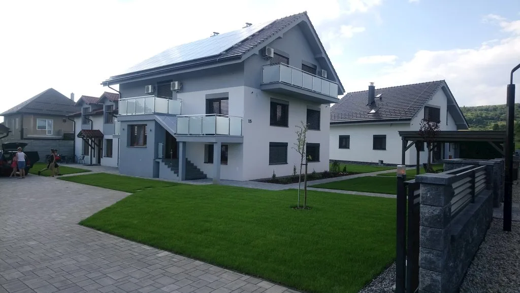 Apartmánový dom a Chata Ľudmila