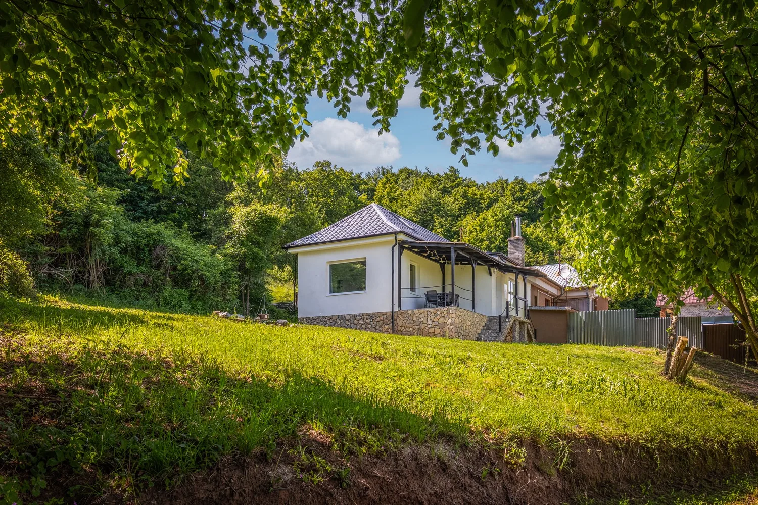 Domček pod Bezovcom