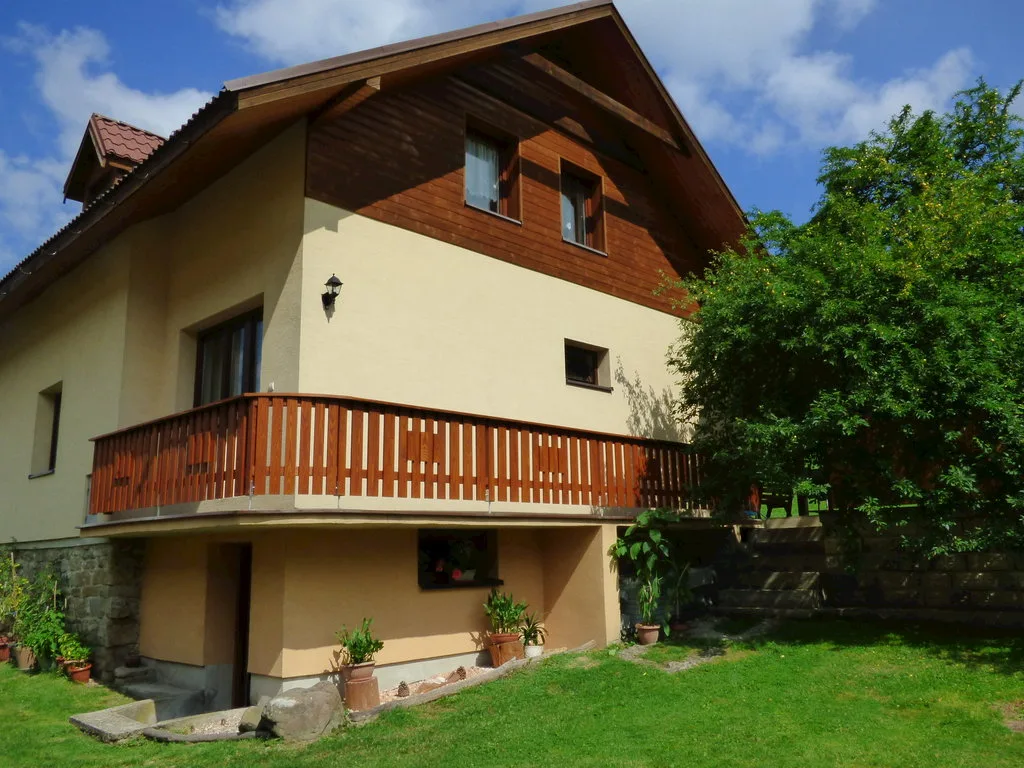 Apartmán Dvor — APARTMENT in Oščadnica