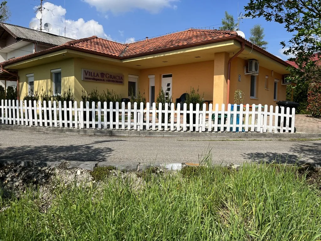 Villa Gracia Patince