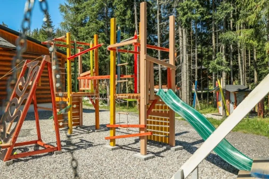 Rezort pri Jazere Podbanské — Foto 3