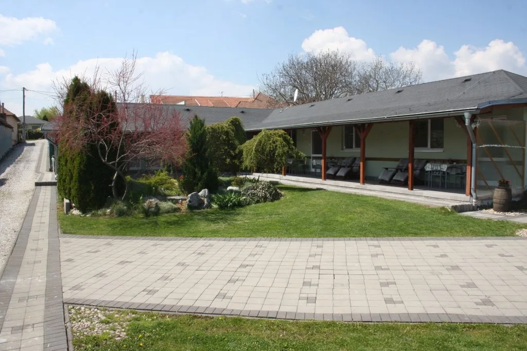 Štúdia Silvia — APARTMENT in Podhájska