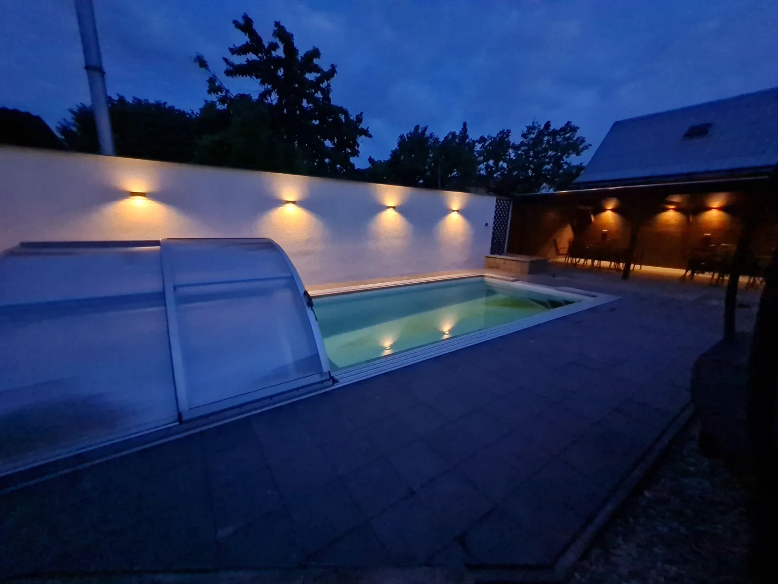 Friendly house — photo 2