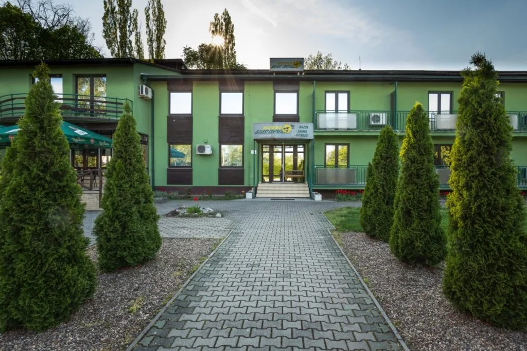 Hotel Guest Centre — HOTEL w Štúrovo