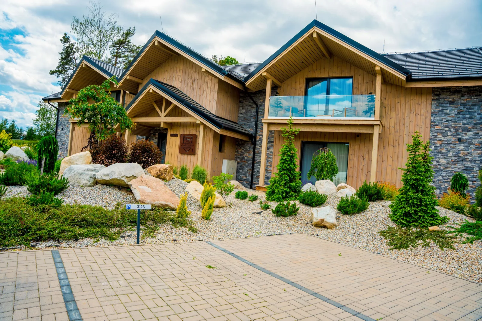 VELVET Black Stork Wellness Apartment — APARTMAN itt: Veľká Lomnica