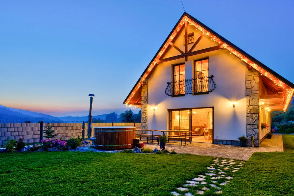 Chalet West