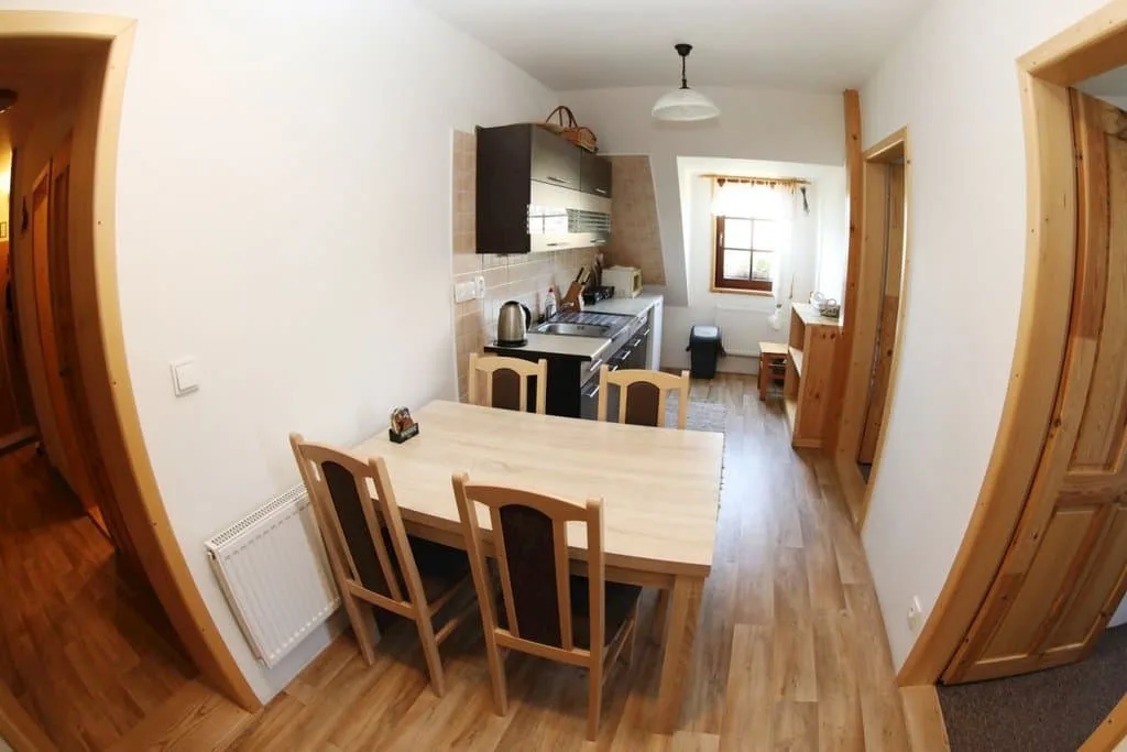 Roubenka pod strání — Foto 6