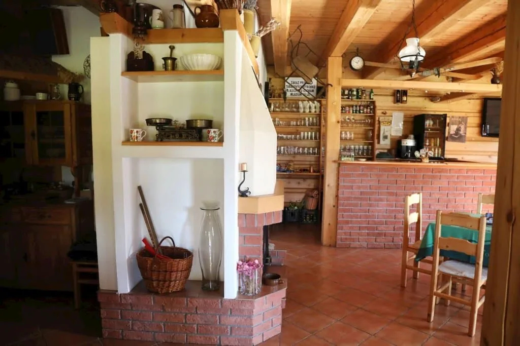 Roubenka pod strání — Foto 3