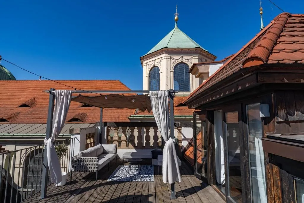 Old Town Rooftop Apartment near Charles Bridge