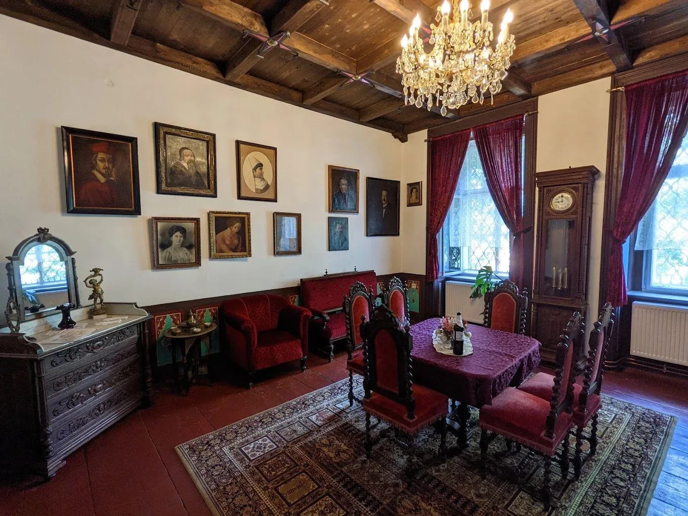 Zámek Úsobí — photo 5