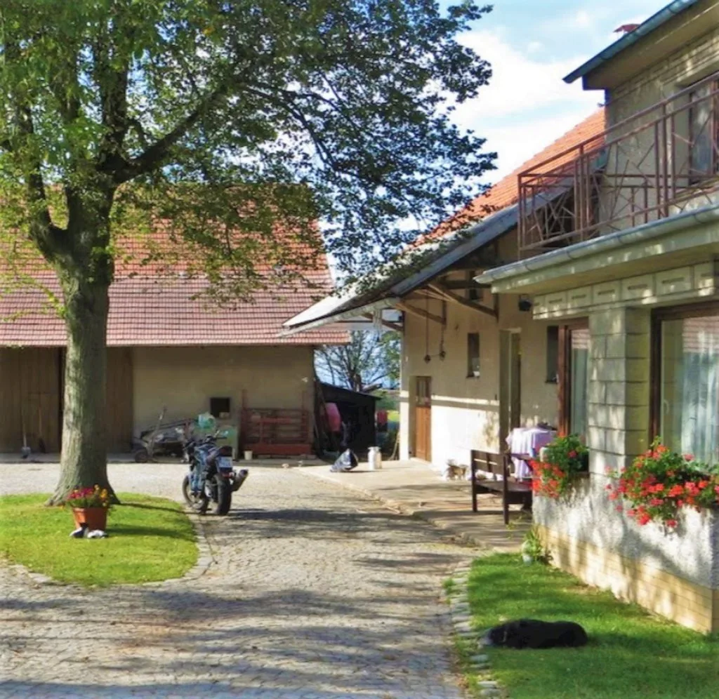 Farma u Otčenášků