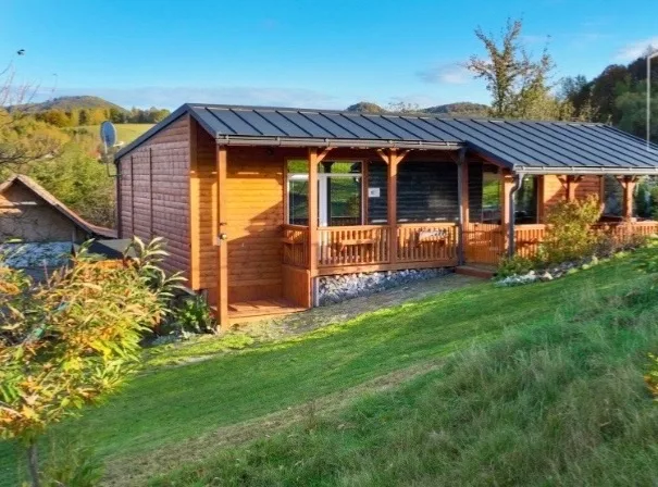 Chata pod lúkou — CABIN in Banská Belá